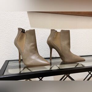 Steven By Steve Madden Beige Heeled Boots
